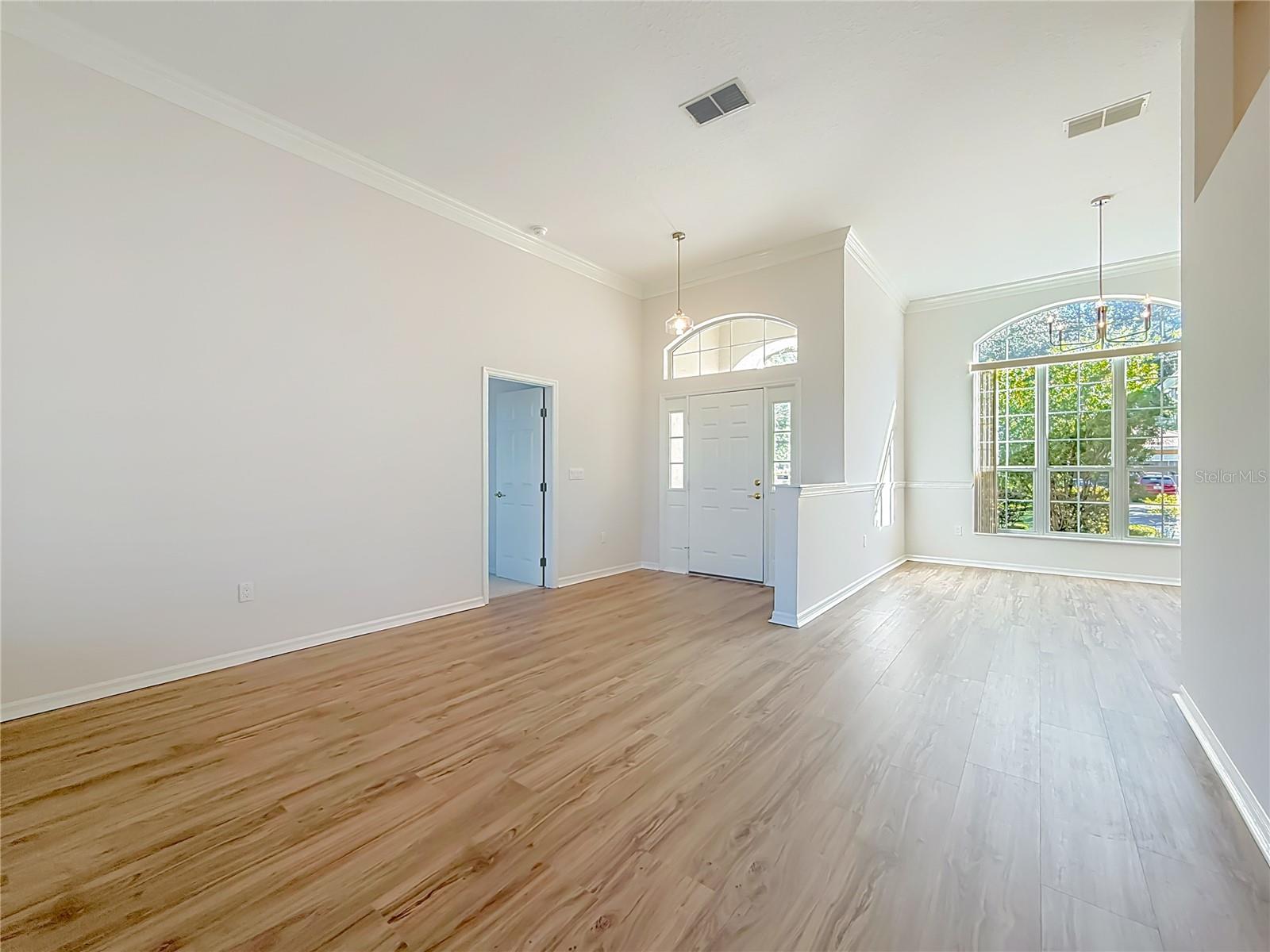 Image 9 of 66 For 11456 67th Court