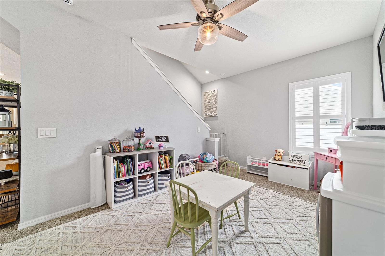 Image 27 of 84 For 11769 60th Court