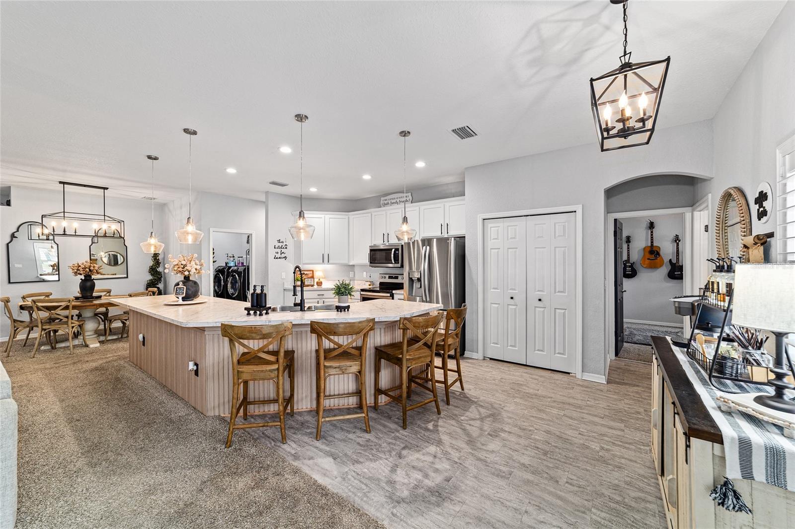 Image 31 of 84 For 11769 60th Court