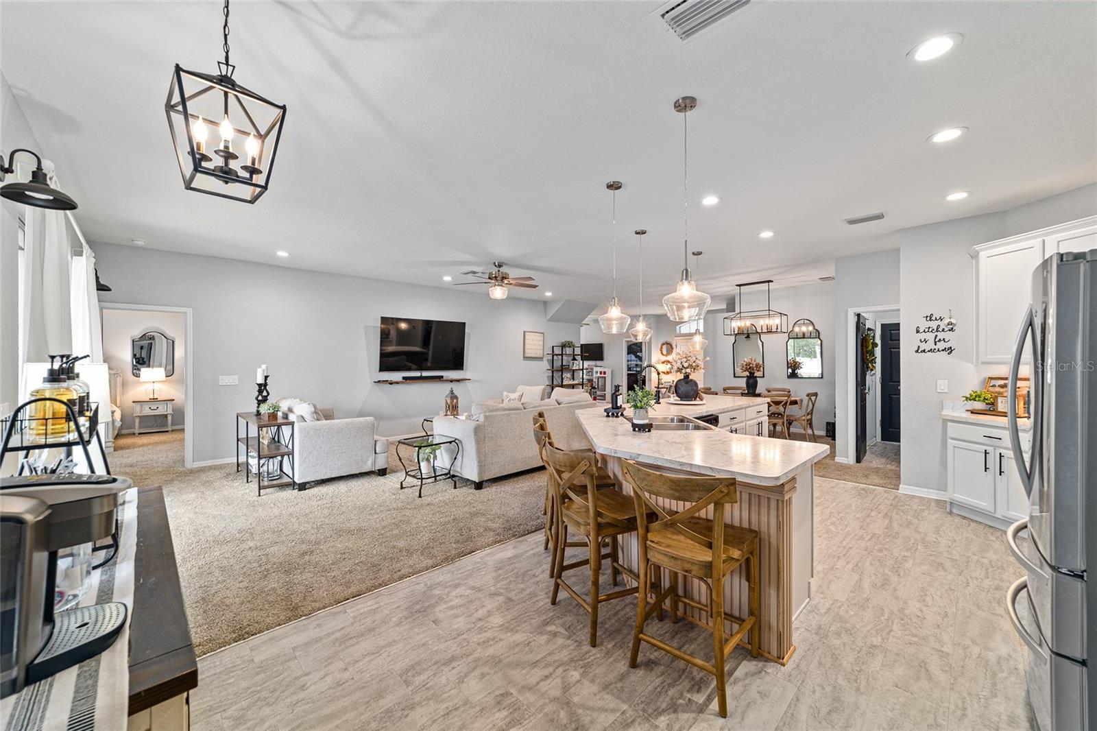 Image 34 of 84 For 11769 60th Court