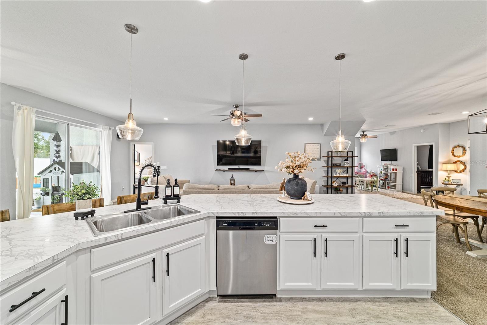 Image 35 of 84 For 11769 60th Court