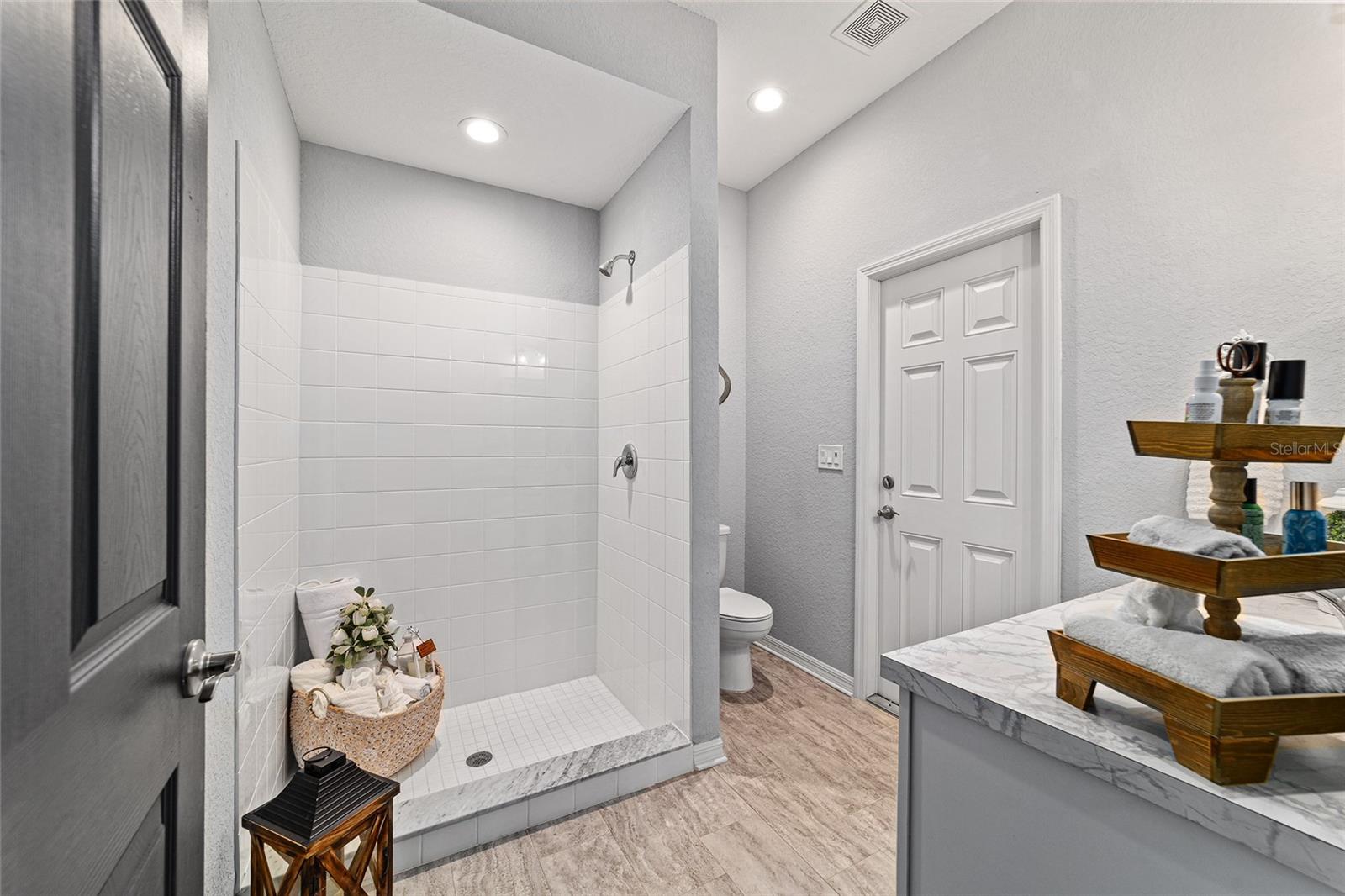 Image 49 of 84 For 11769 60th Court