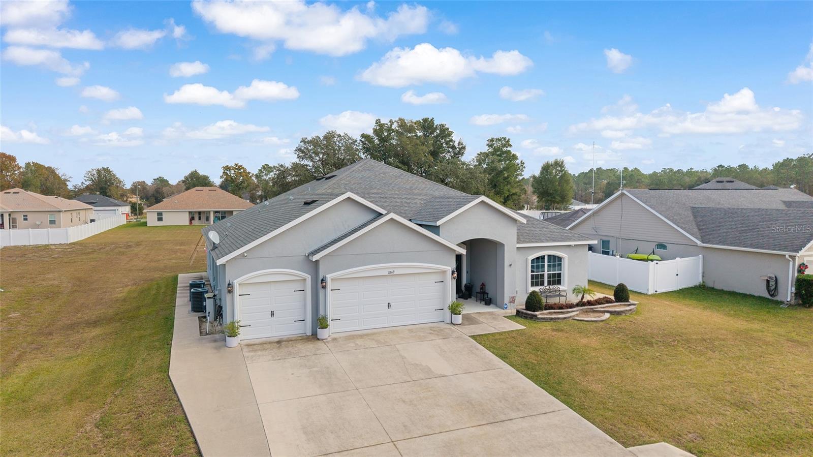 Image 5 of 84 For 11769 60th Court