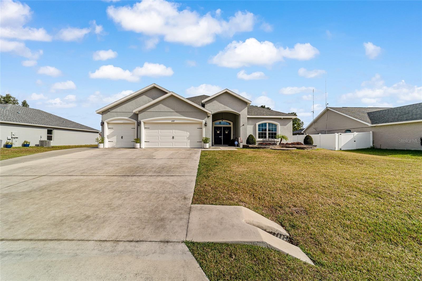 Image 6 of 84 For 11769 60th Court