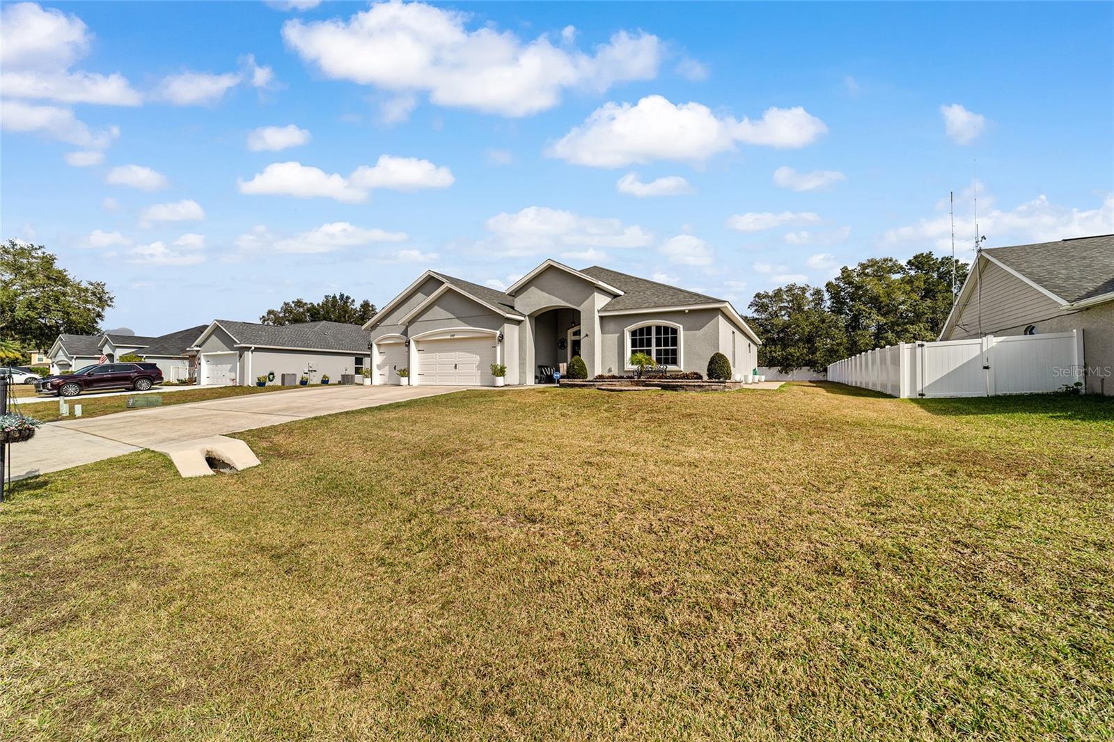 Image 7 of 84 For 11769 60th Court