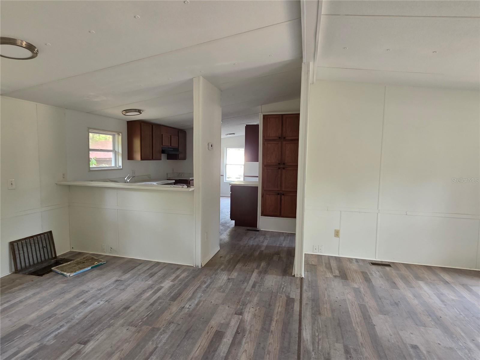 Image 6 of 14 For 2630 19th Avenue