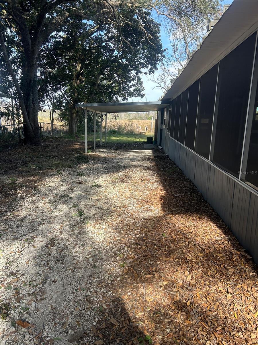 Image 5 of 23 For 10895 Timucuan Road