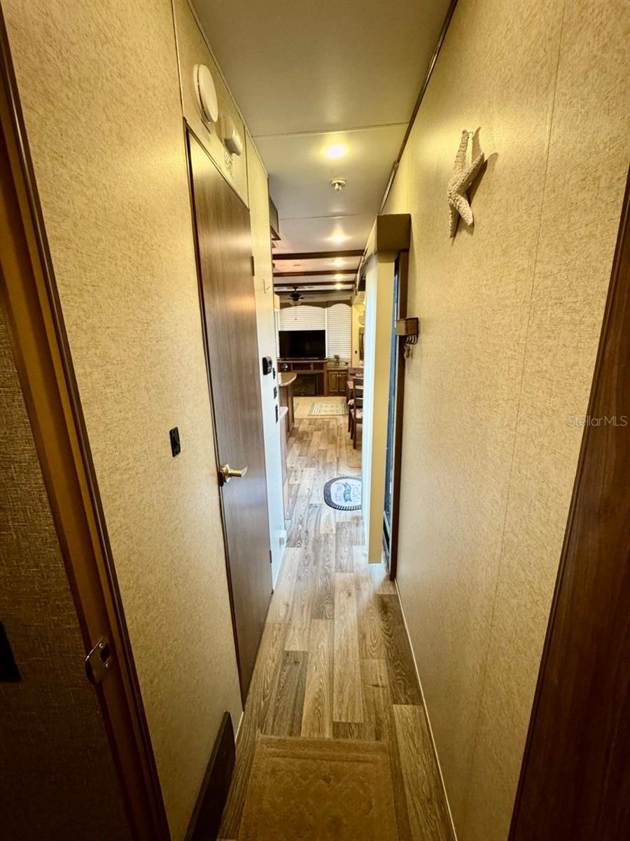 Image 13 of 19 For 25132 143rd Street 52