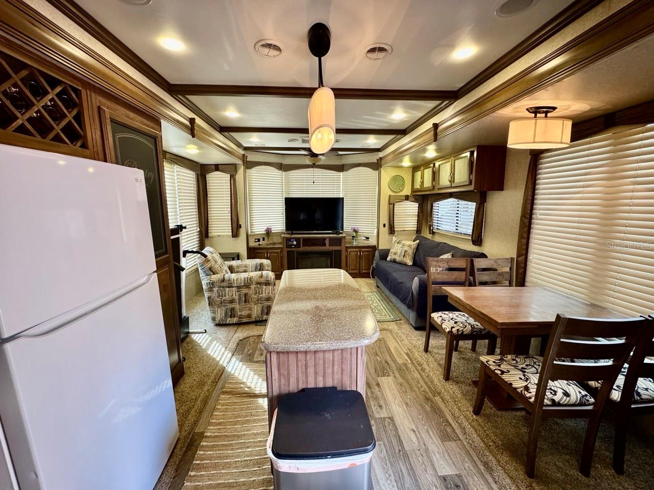 Image 6 of 19 For 25132 143rd Street 52