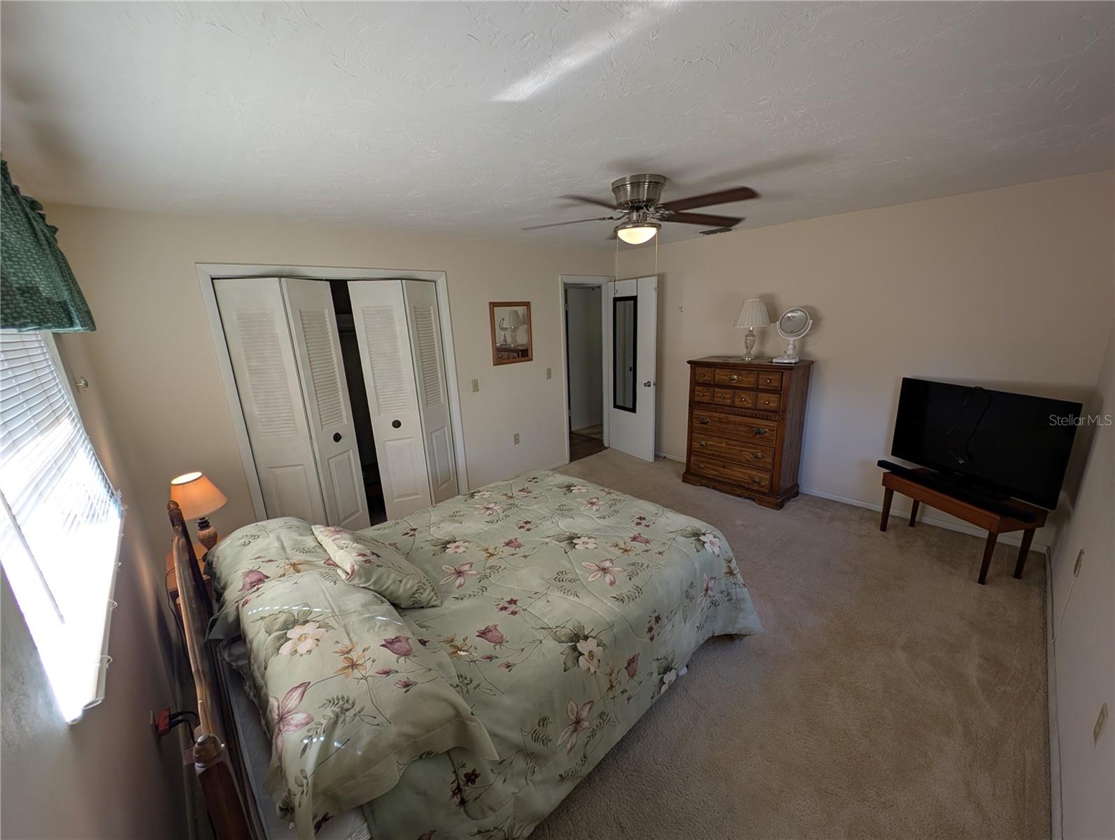 Image 23 of 43 For 400 Washington Street