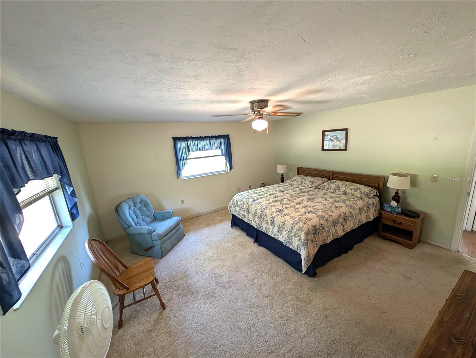 Image 27 of 43 For 400 Washington Street