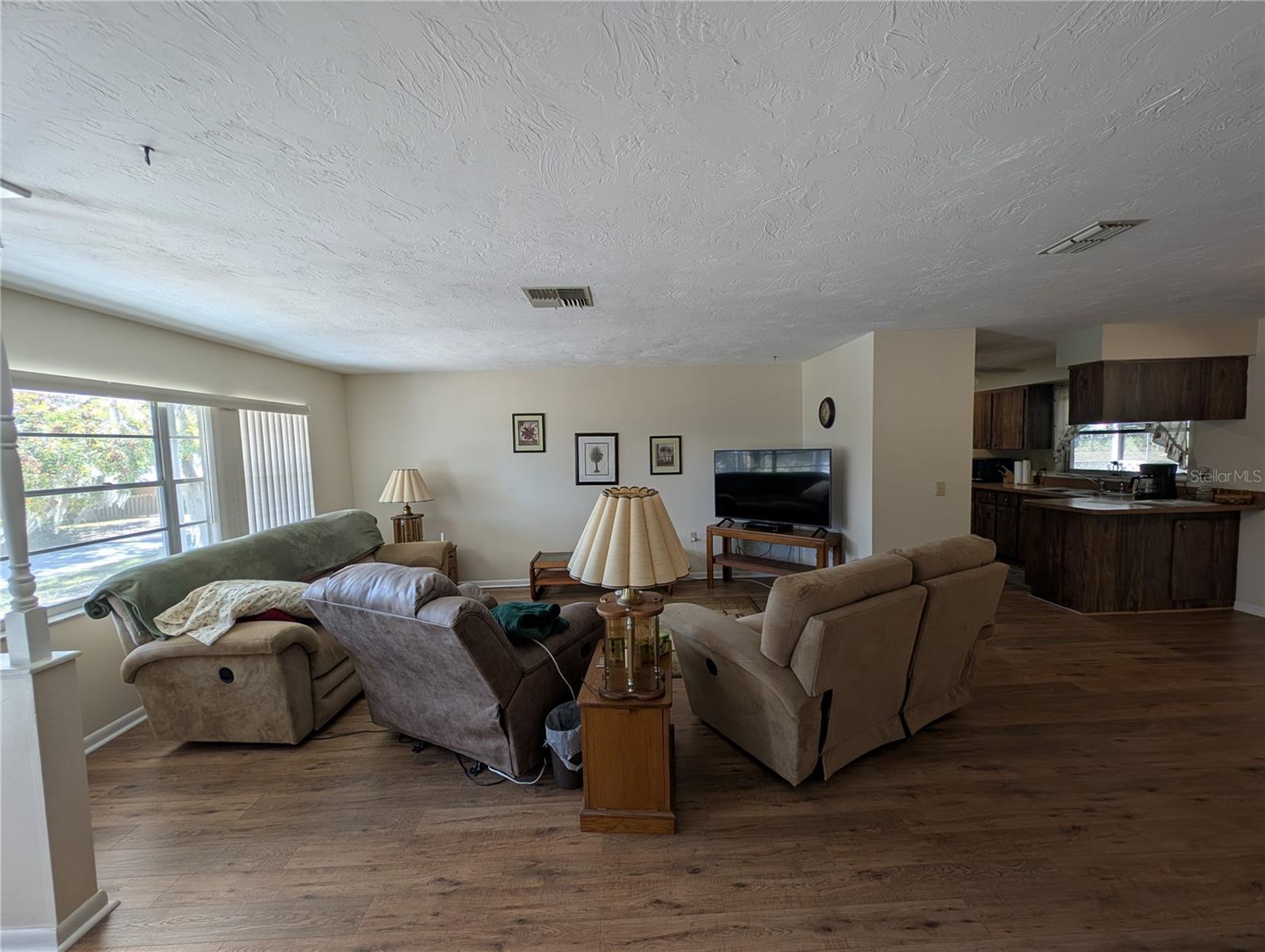 Image 5 of 43 For 400 Washington Street