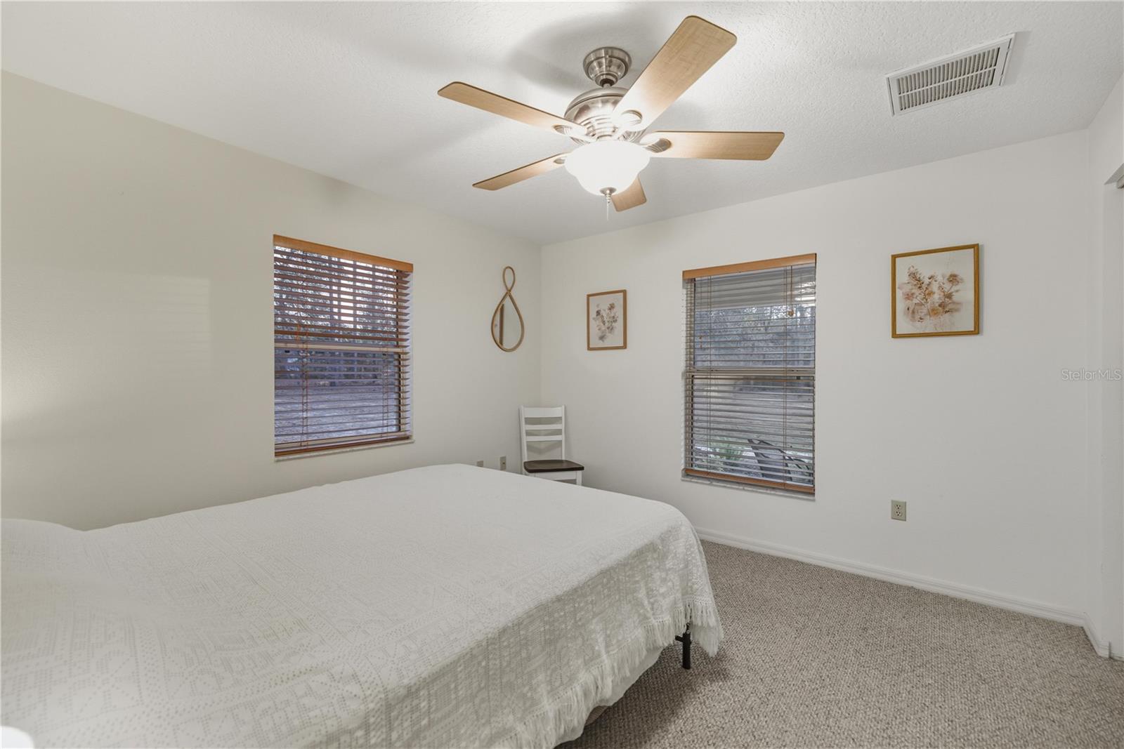 Image 27 of 44 For 12028 Pine Oak Terrace