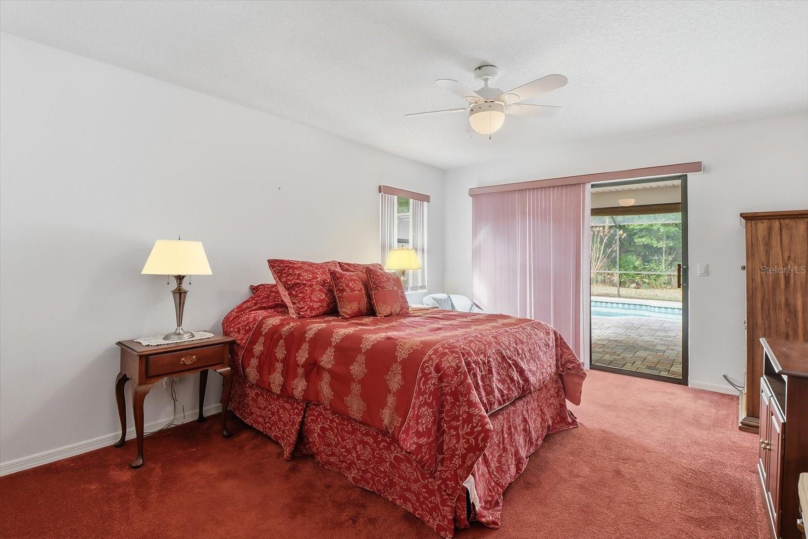 Image 22 of 46 For 22 Mastic Court W