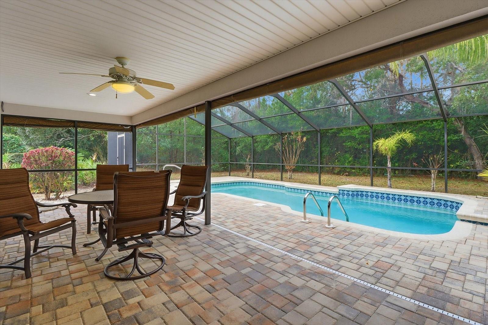 Image 36 of 46 For 22 Mastic Court W