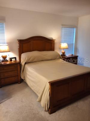 Image 16 of 48 For 10393 Silver Maple Avenue