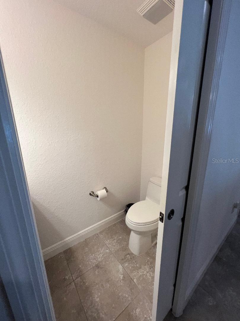 Image 29 of 48 For 10393 Silver Maple Avenue