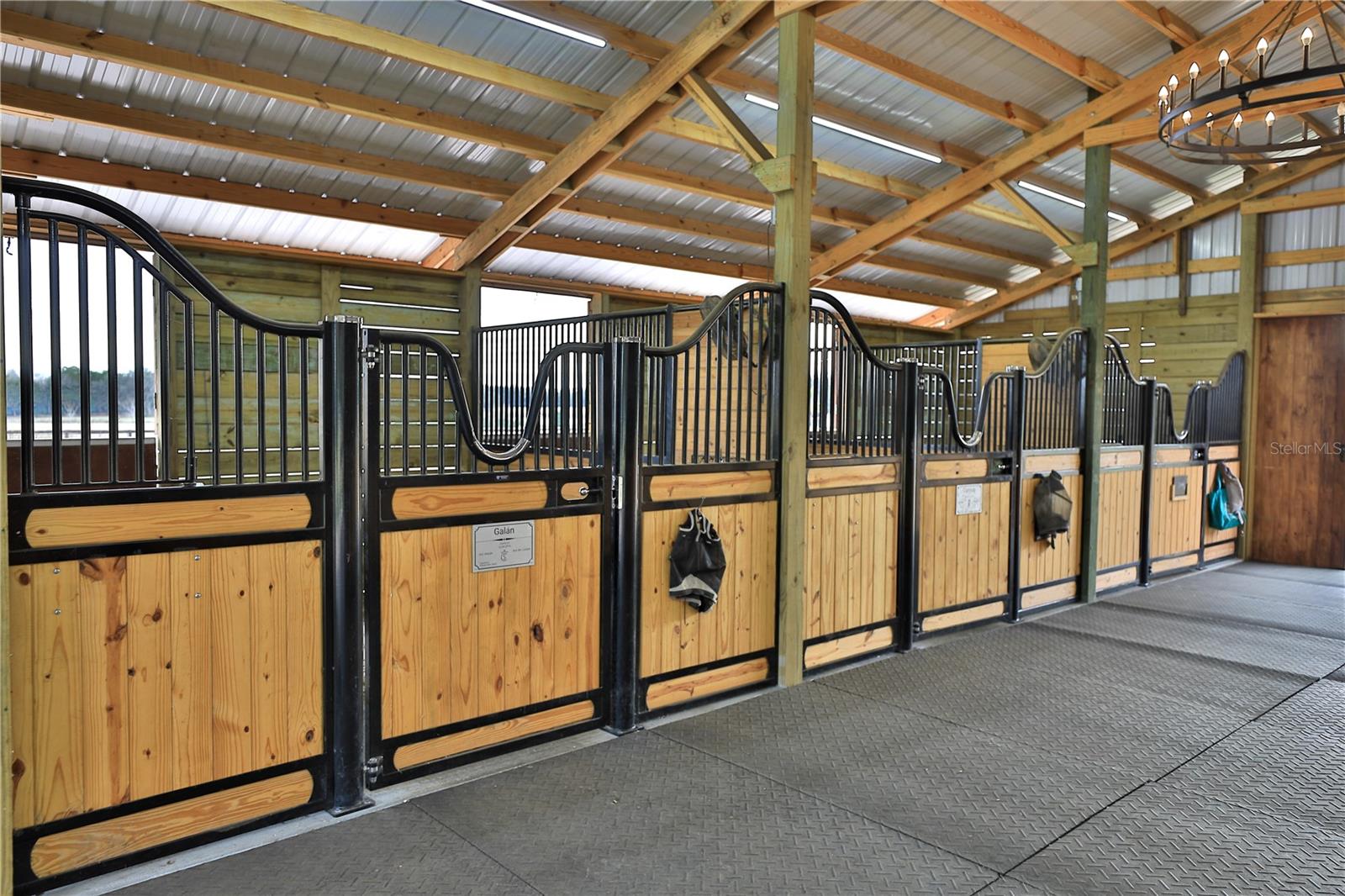 Image 29 of 57 For 20462 36th Street