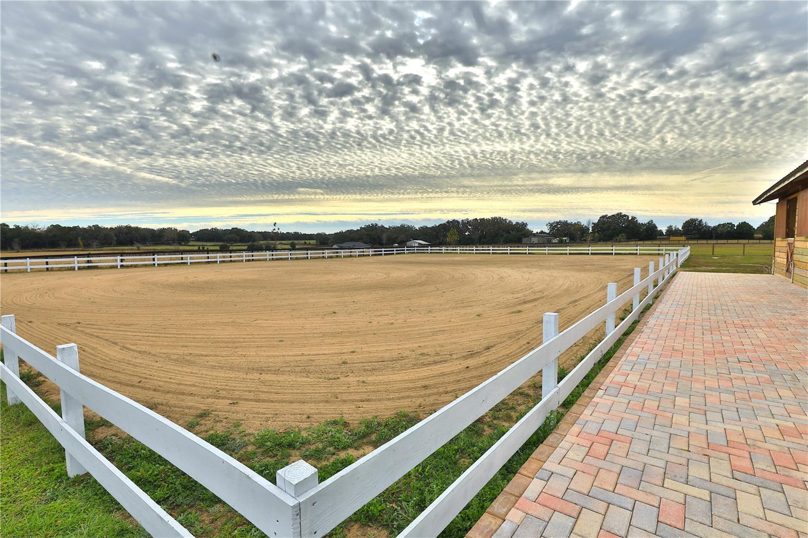 Image 36 of 57 For 20462 36th Street