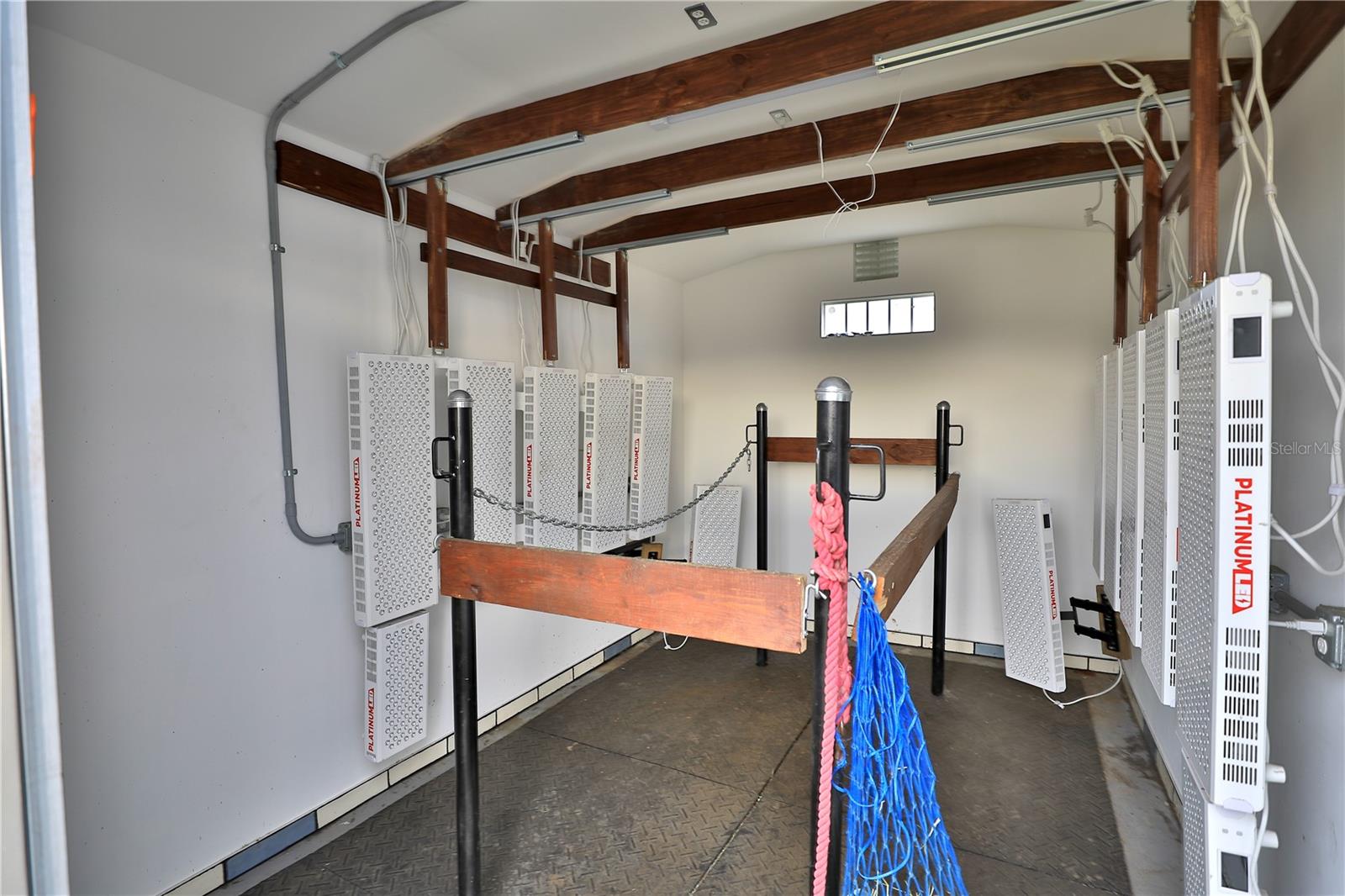 Image 38 of 57 For 20462 36th Street