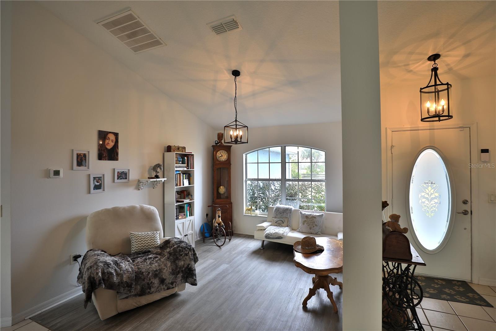 Image 5 of 57 For 20462 36th Street