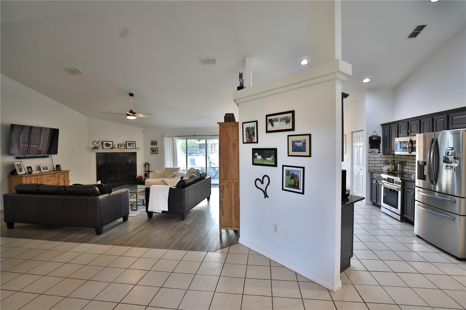 Image 6 of 57 For 20462 36th Street