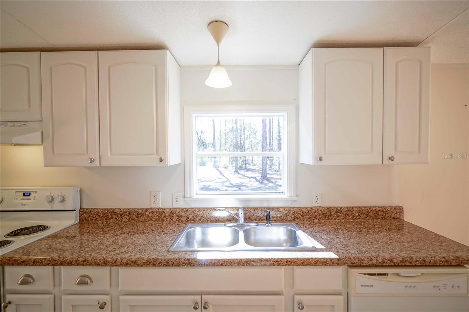 Image 19 of 52 For 16621 45th Street