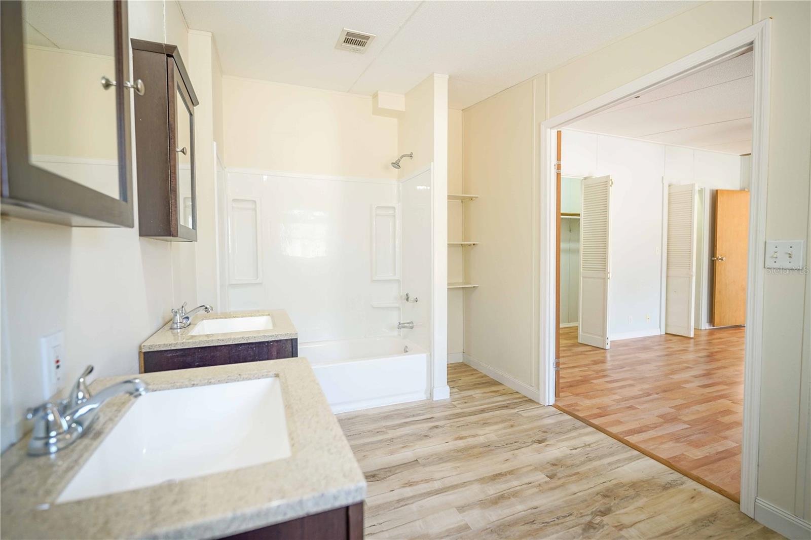 Image 30 of 52 For 16621 45th Street