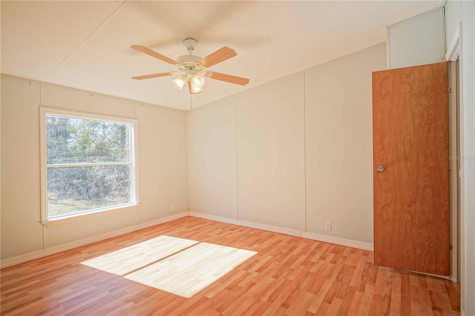 Image 37 of 52 For 16621 45th Street