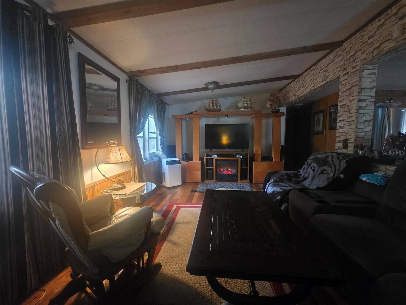 Image 7 of 16 For 18251 18th Lane