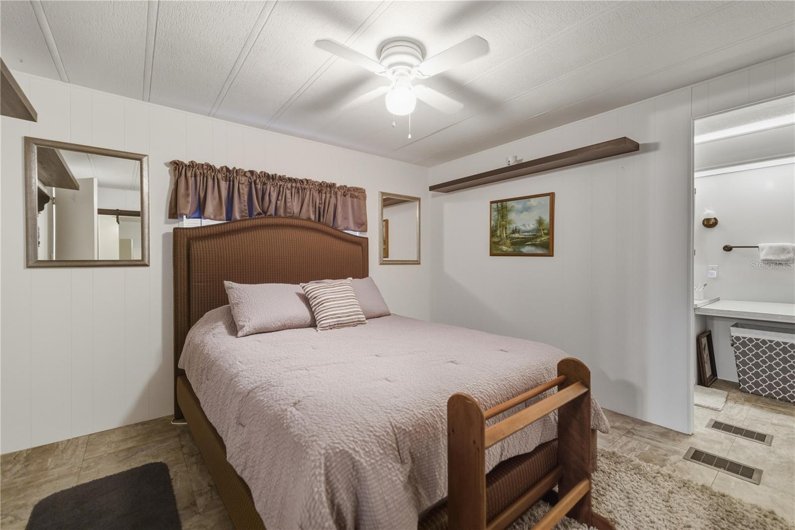 Image 11 of 27 For 11421 Red Pine Court