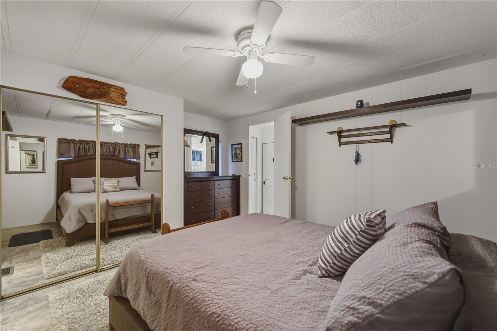 Image 12 of 27 For 11421 Red Pine Court