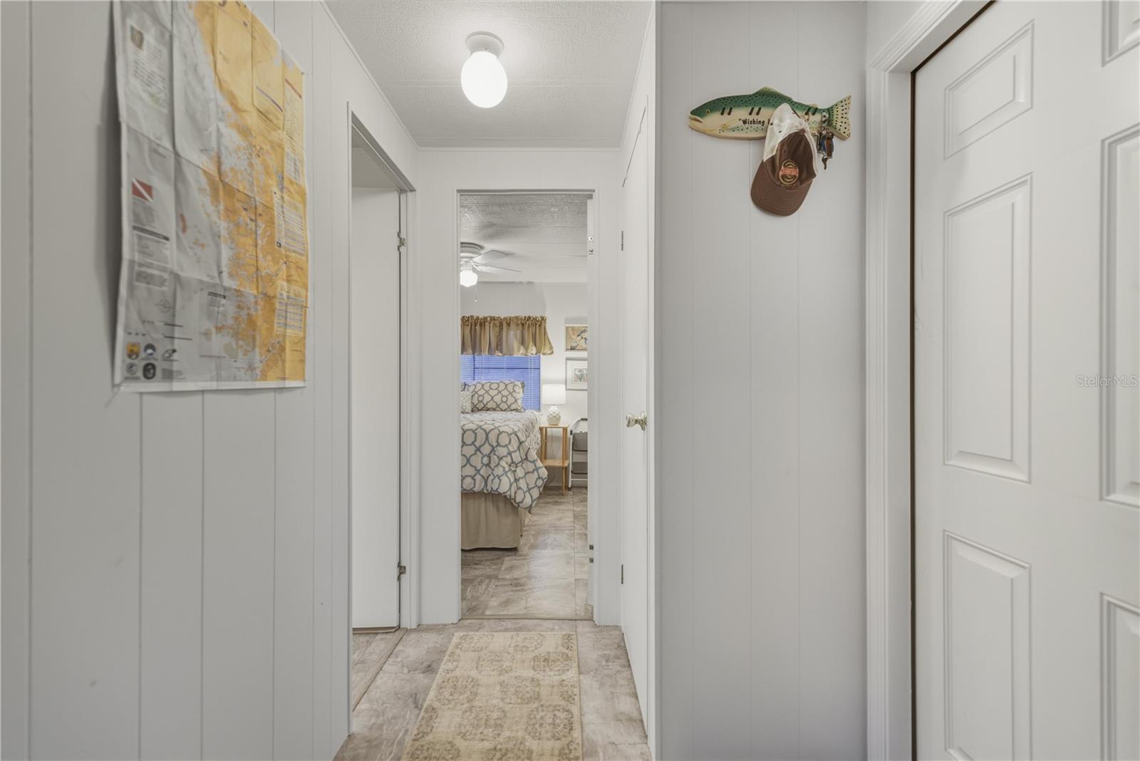 Image 14 of 27 For 11421 Red Pine Court