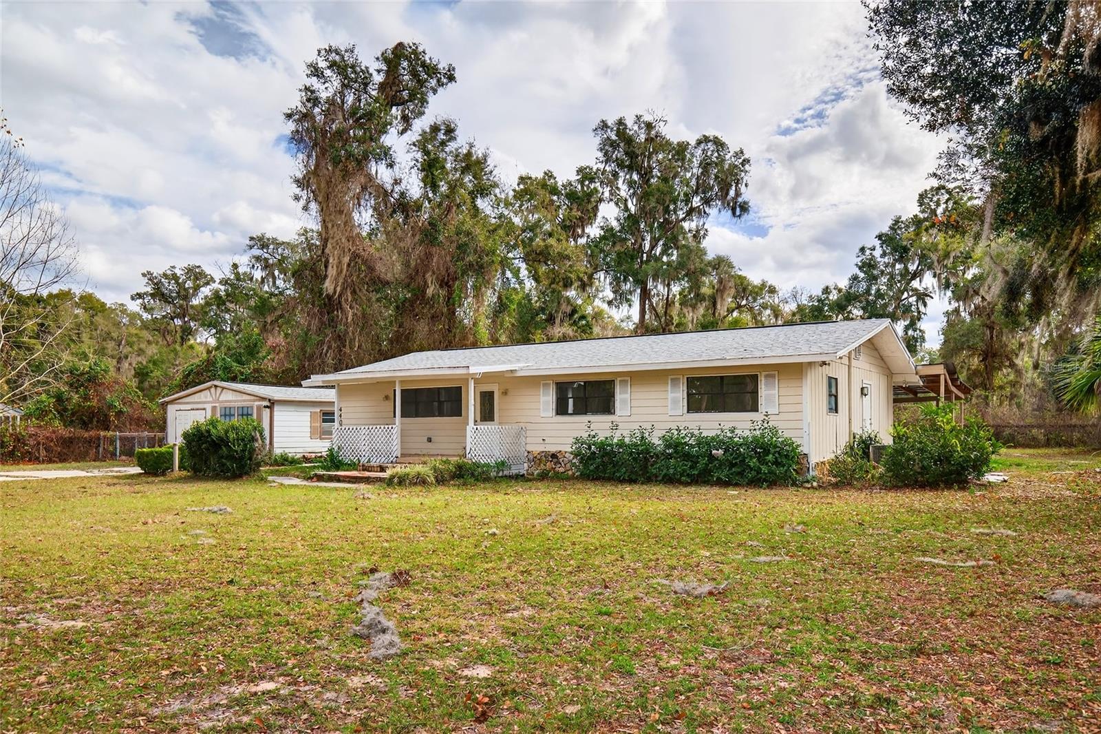 Listing photo id 31 for 4400 139th Lane