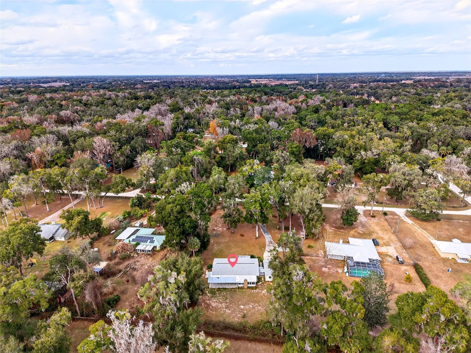 Listing photo id 39 for 4400 139th Lane