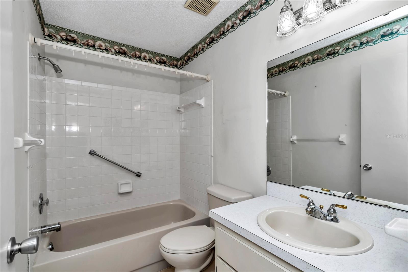 Image 12 of 38 For 8667 97th Street E