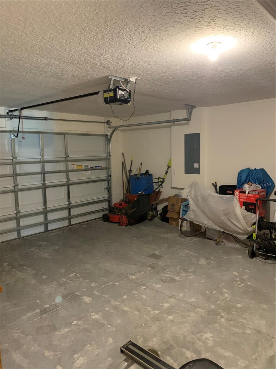 Image 7 of 24 For 10305 161st Street