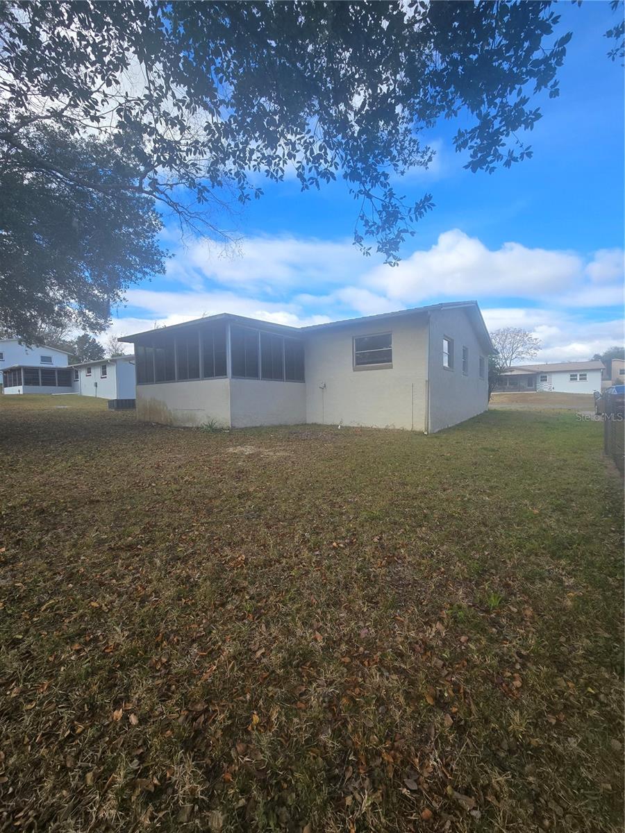 Image 30 of 33 For 75 Osceola Street