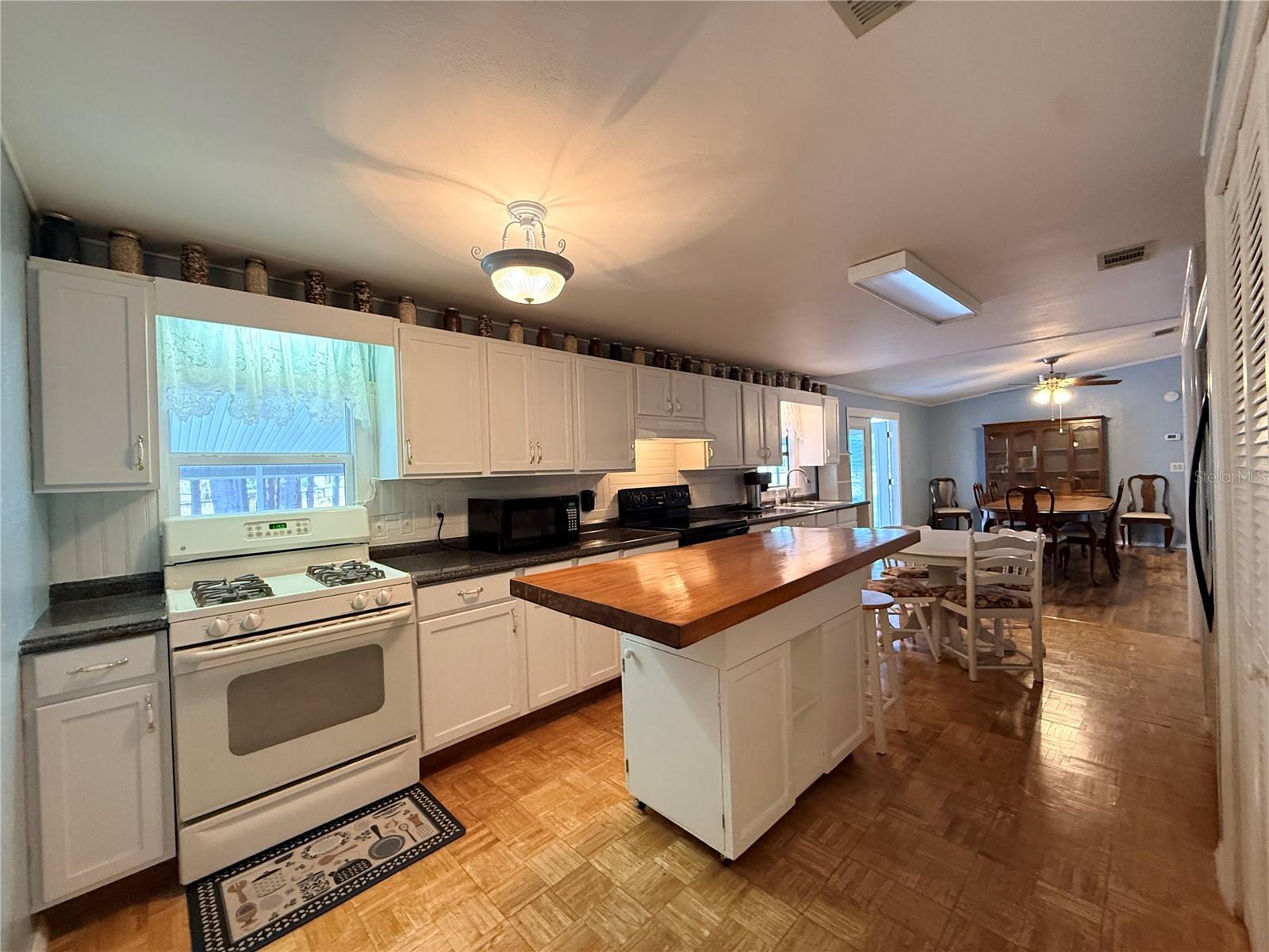 Image 25 of 85 For 10340 25th Avenue