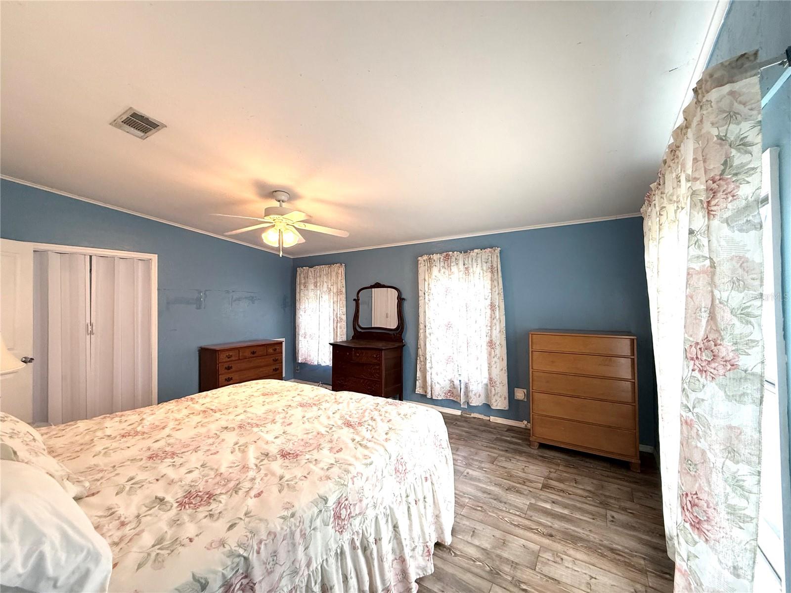 Image 35 of 85 For 10340 25th Avenue