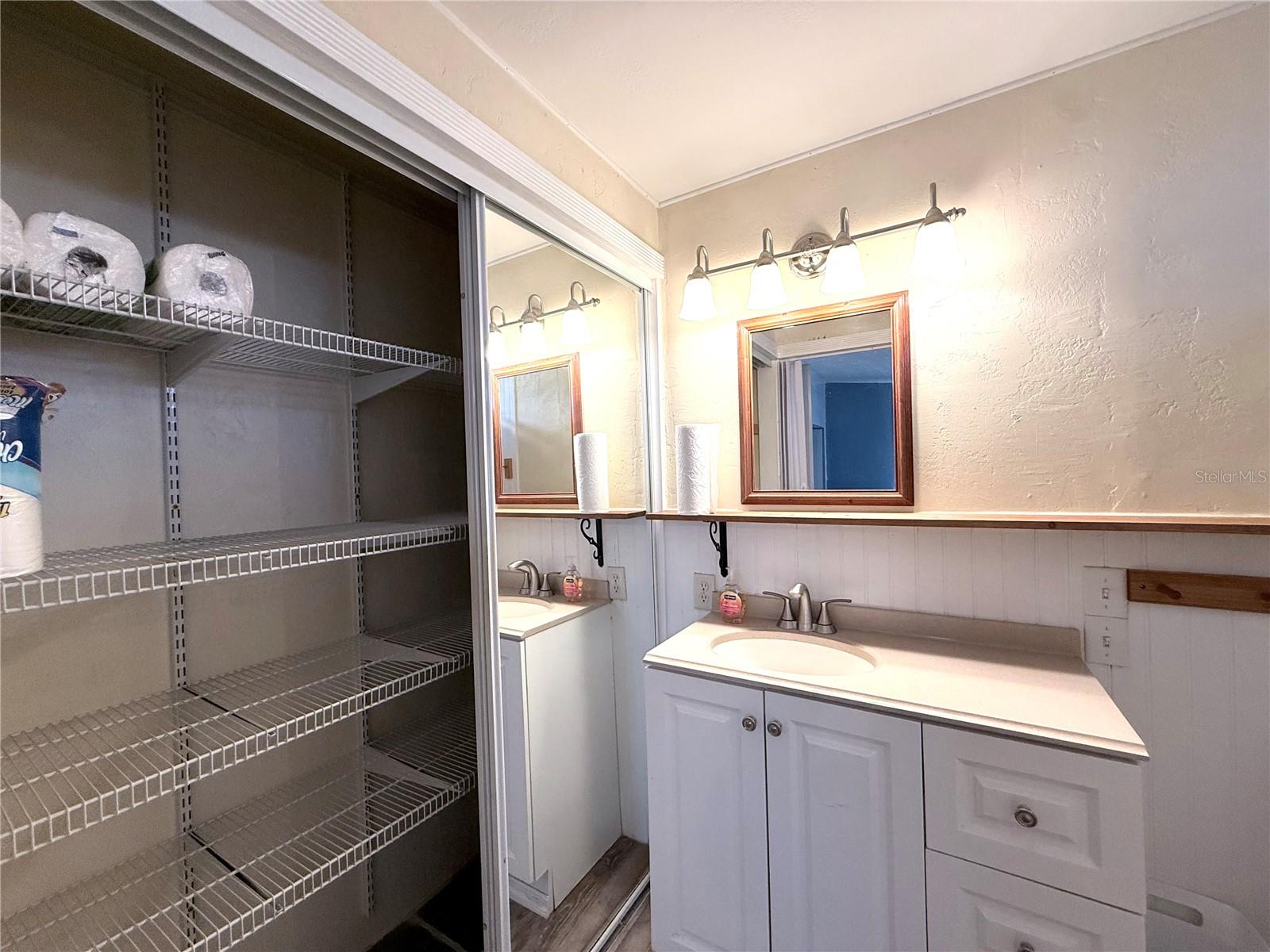 Image 40 of 85 For 10340 25th Avenue