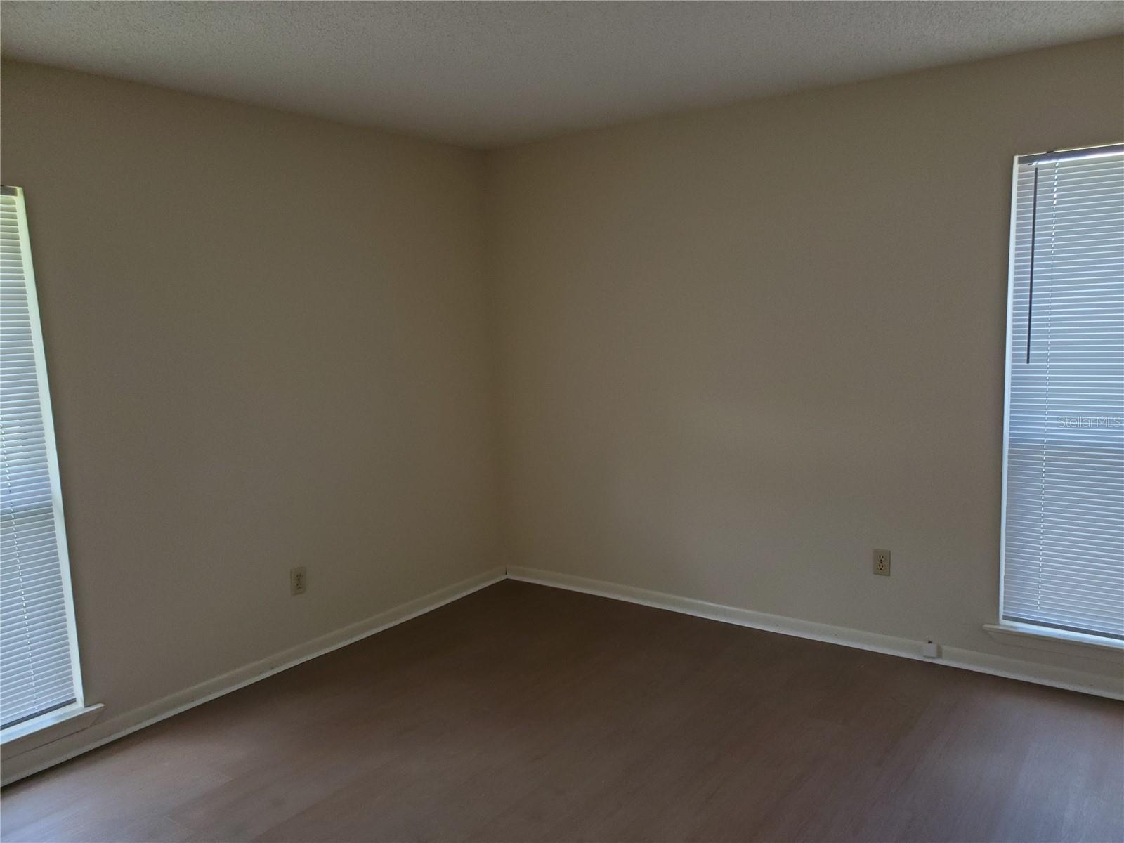 Image 6 of 11 For 5375 29th Place B