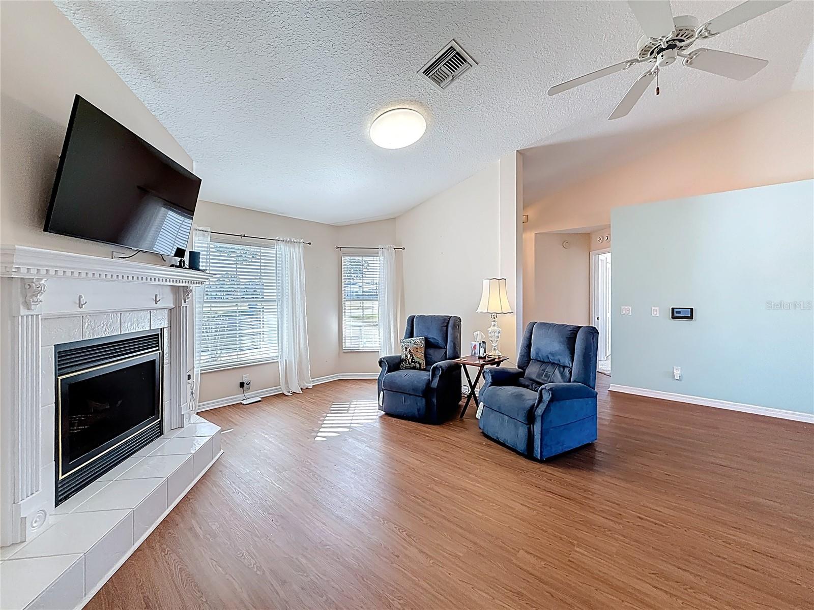 Image 11 of 64 For 3150 50th Court