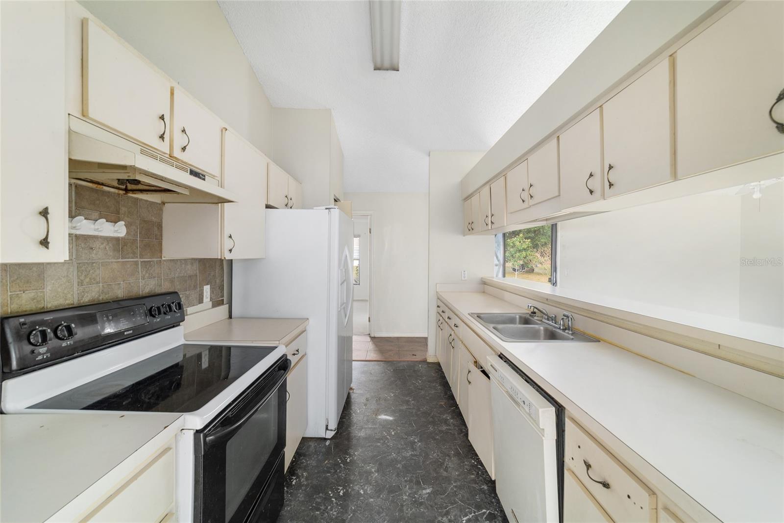 Image 13 of 28 For 12 Cedar Terrace