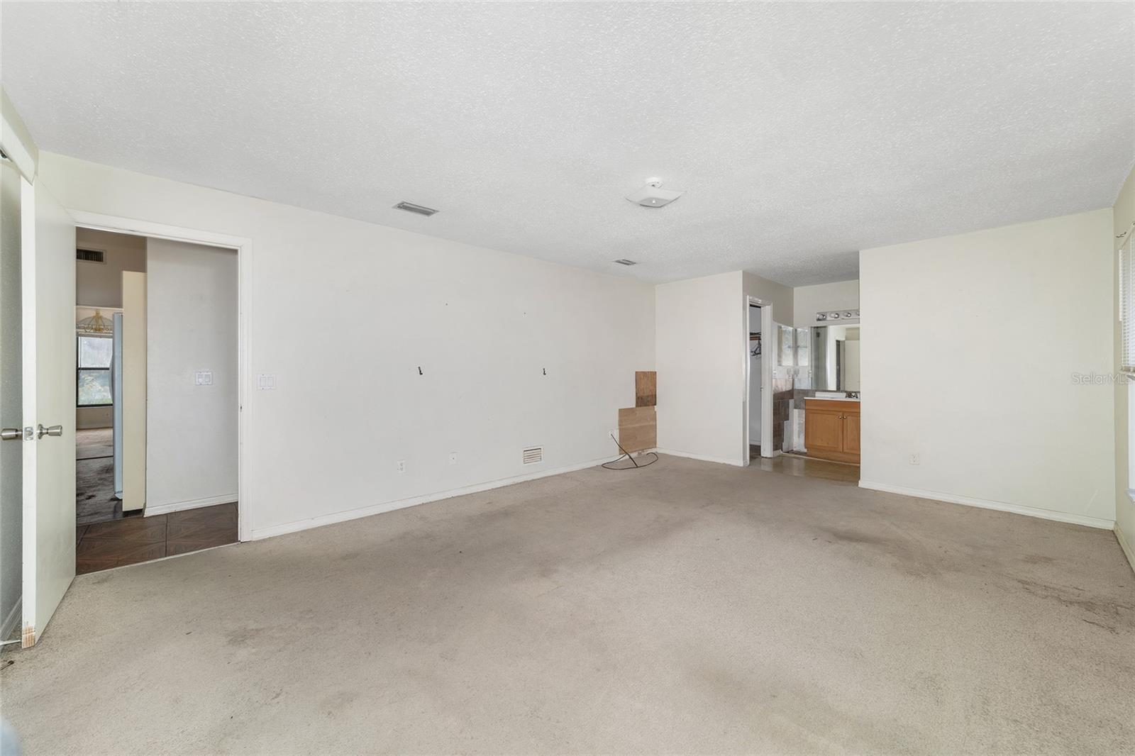 Image 16 of 28 For 12 Cedar Terrace