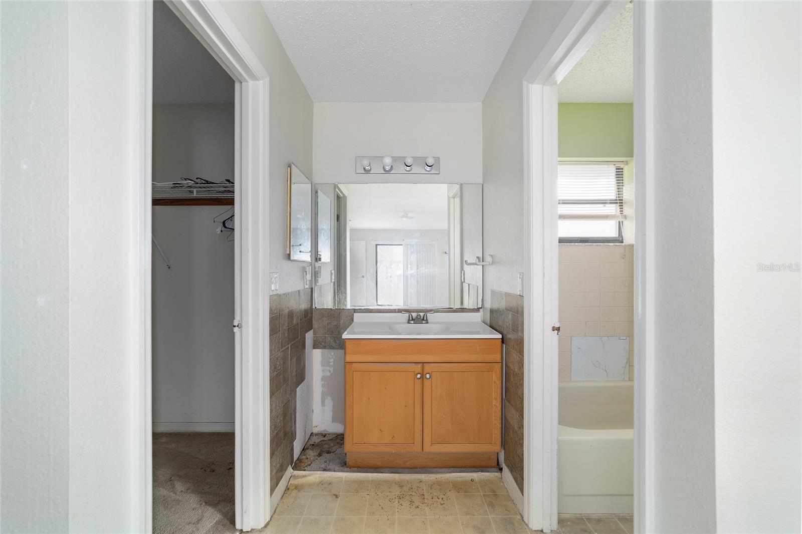 Image 18 of 28 For 12 Cedar Terrace