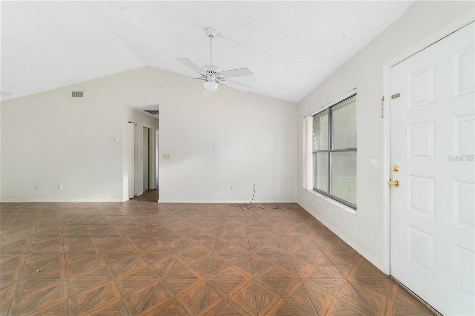 Image 7 of 28 For 12 Cedar Terrace