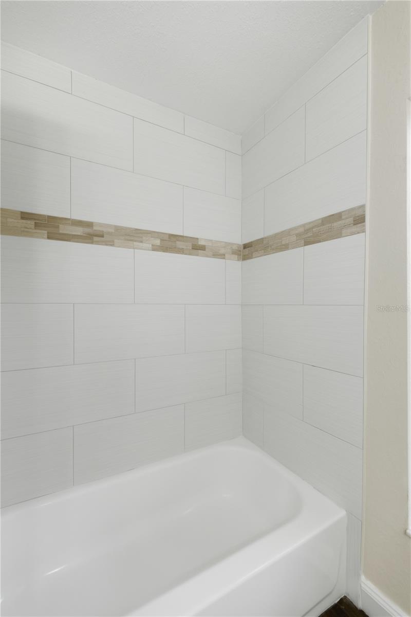 Image 17 of 23 For 648 Marion Oaks Boulevard