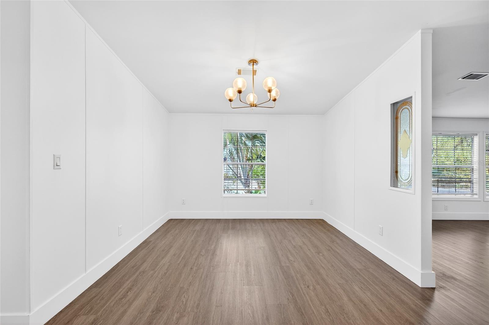 Image 5 of 19 For 14831 135th Street