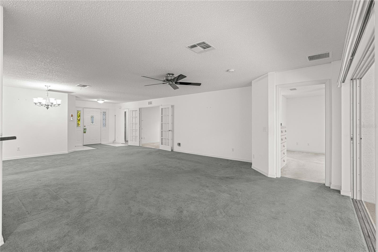 Image 14 of 46 For 9614 93rd Loop